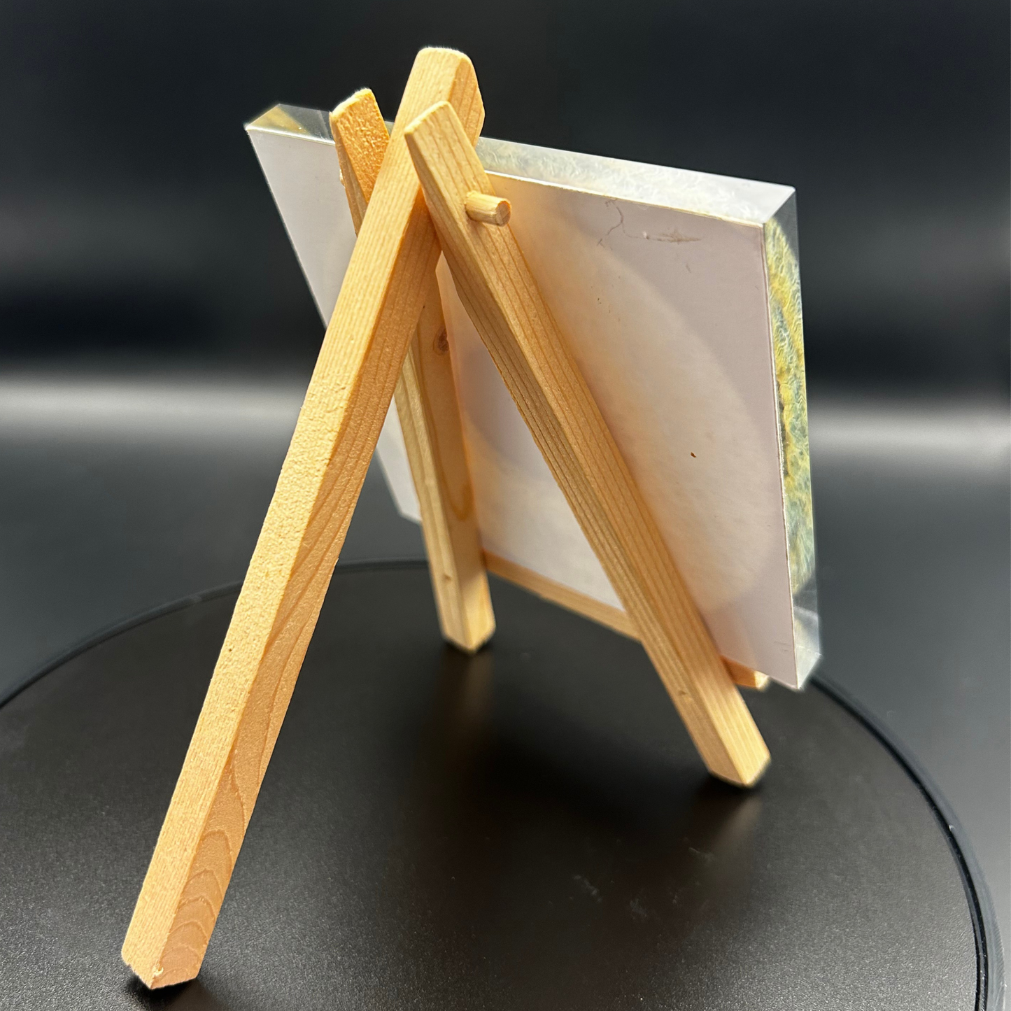 Acrylic Mini Iris Block with Easel